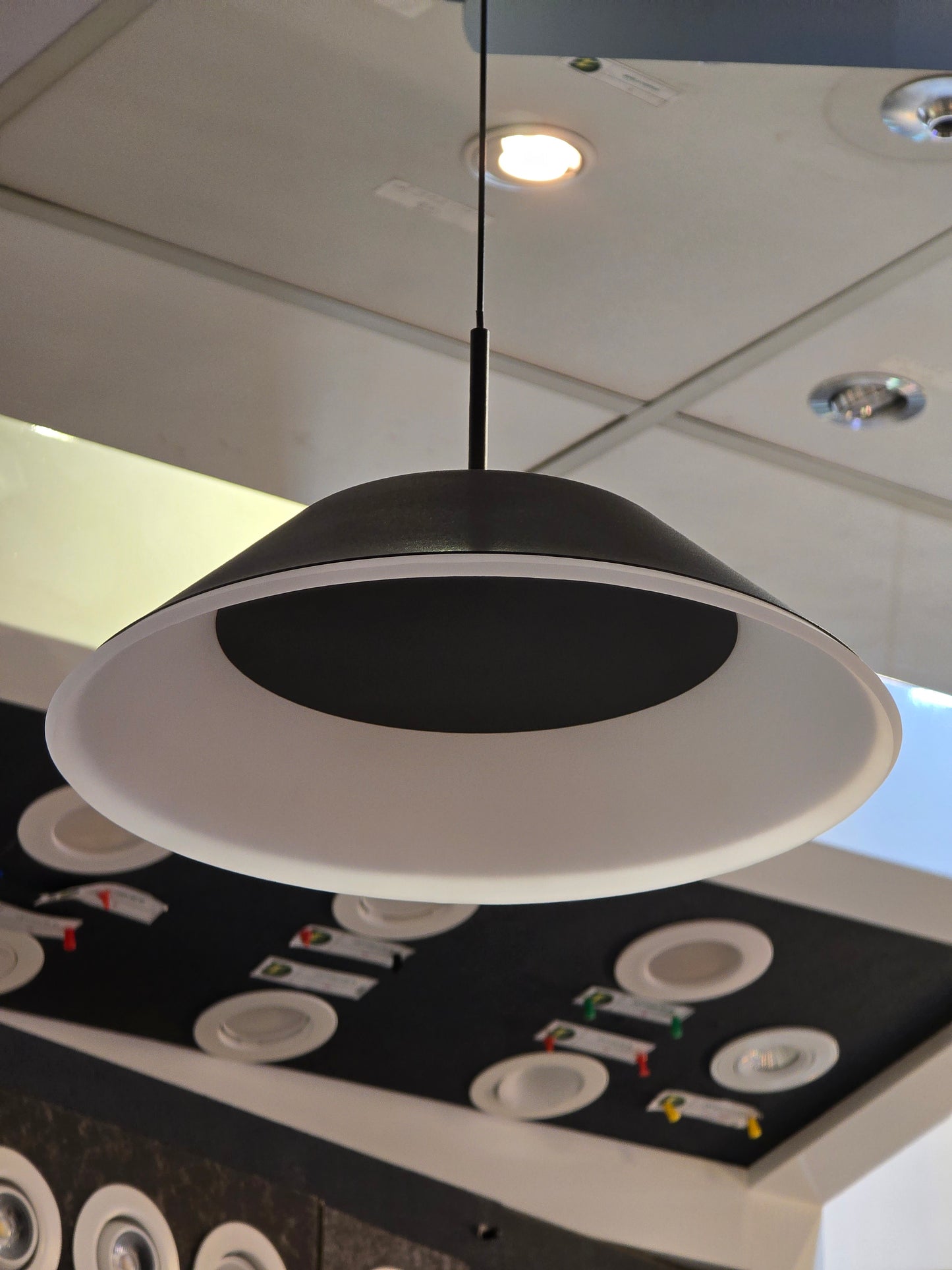 DO/114154 | DECOLAMP MODERN DECORATIVE PENDANT LIGHT LED 25W - BLACK