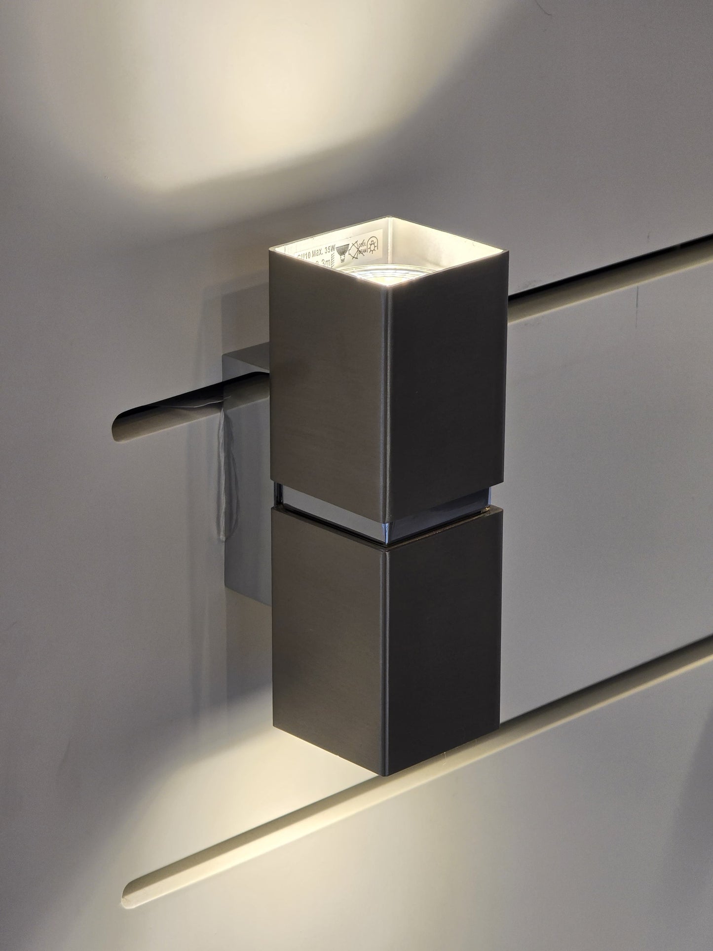 EG/96264 | EGLO PASSA LED WALL LIGHT