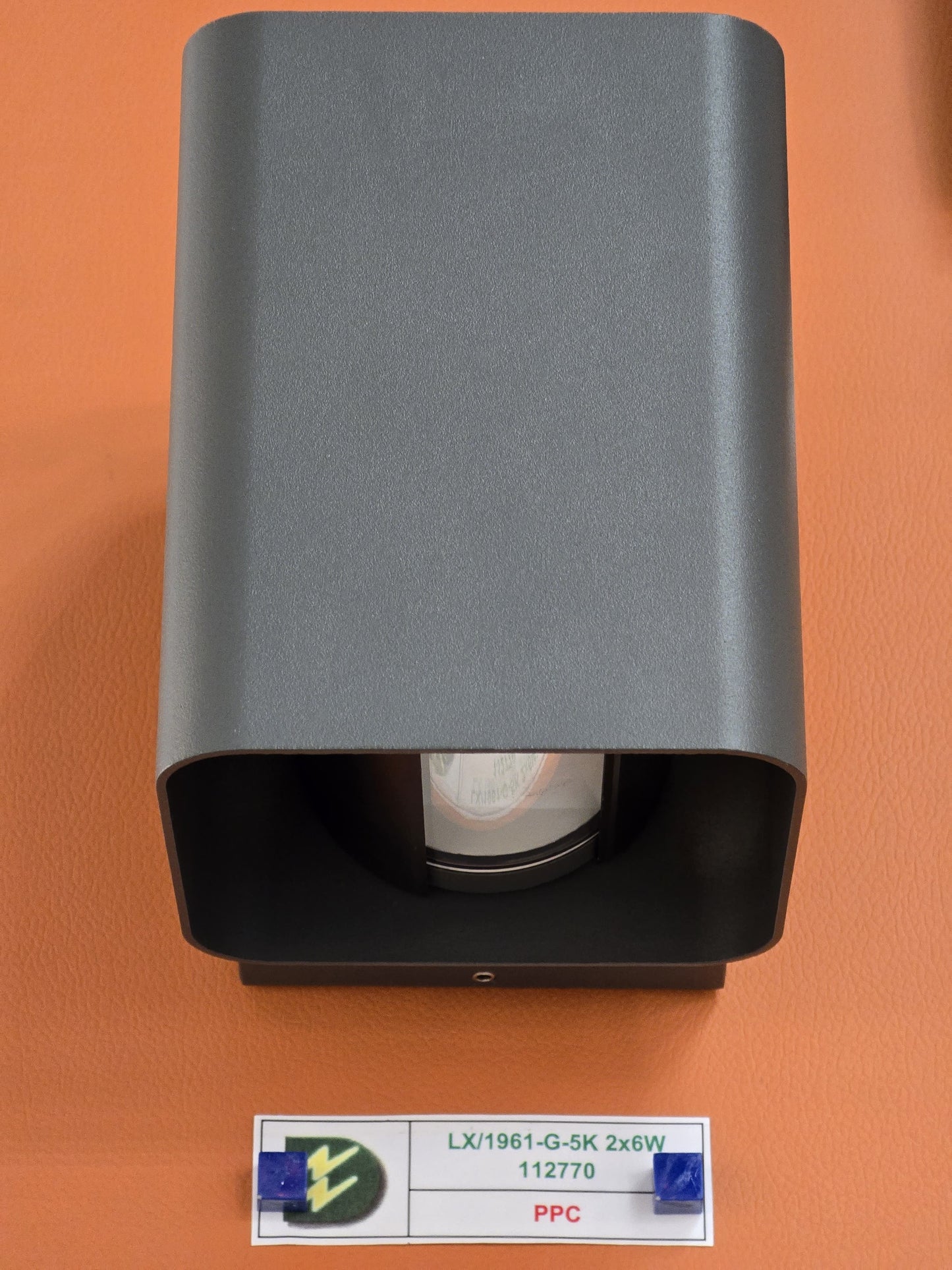 LX/112770 | LUMAX ADJUSTABLE UP & DOWN LIGHT LED 2*6W | 5K/4K/3K DARK GREY