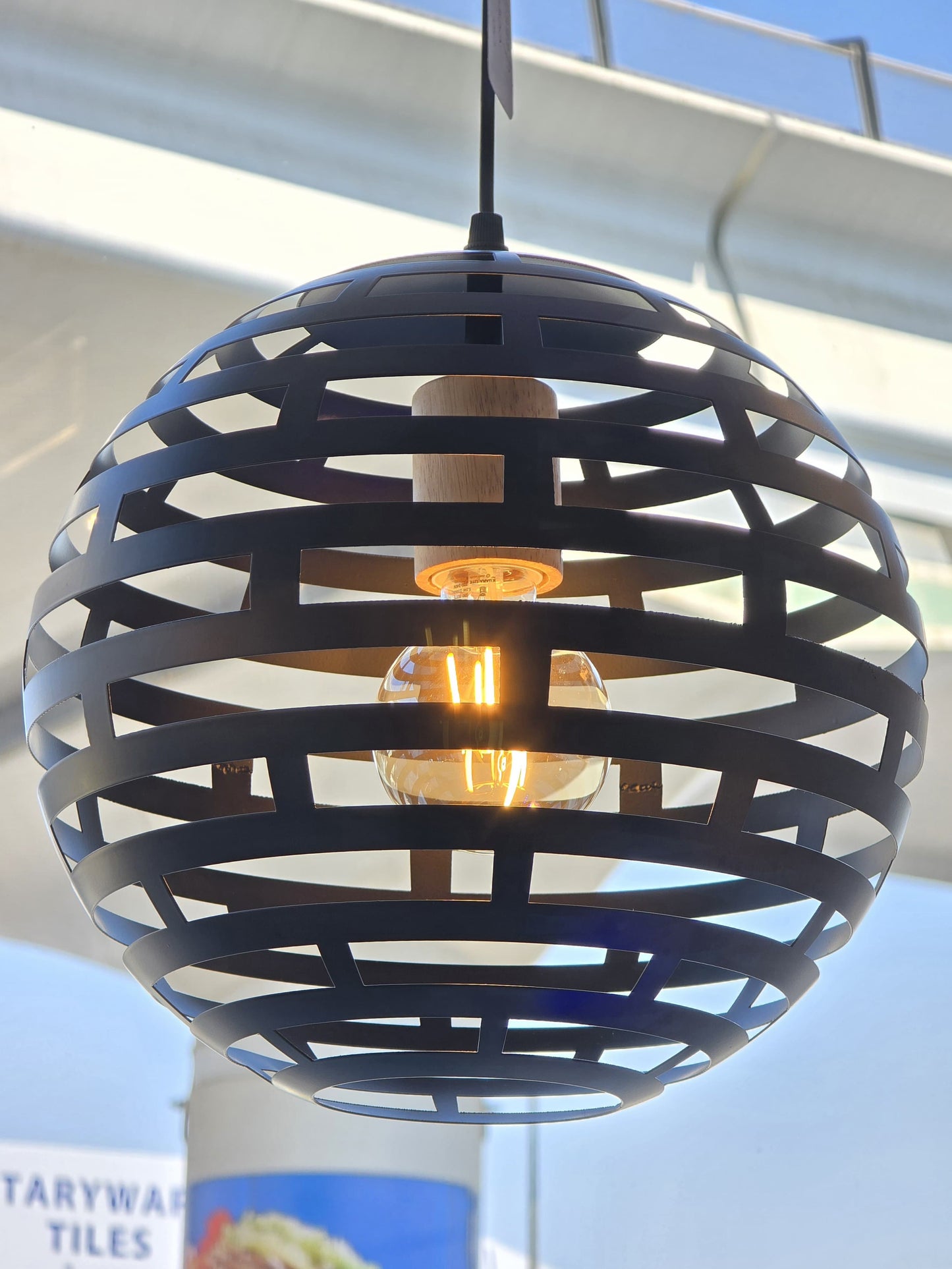 LX/114300 | LUMAX PENDANT LIGHT E27