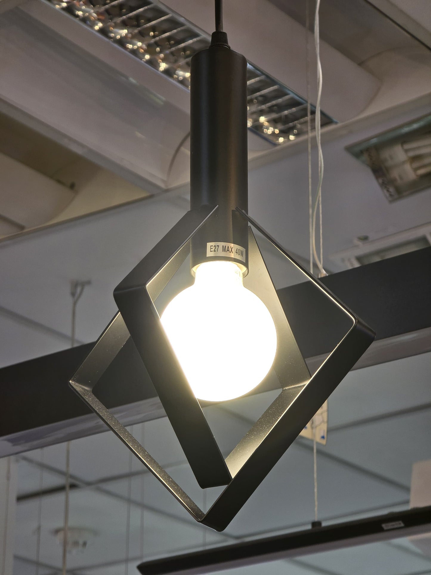 LX/112760 | LUMAX PENDANT LIGHT E27