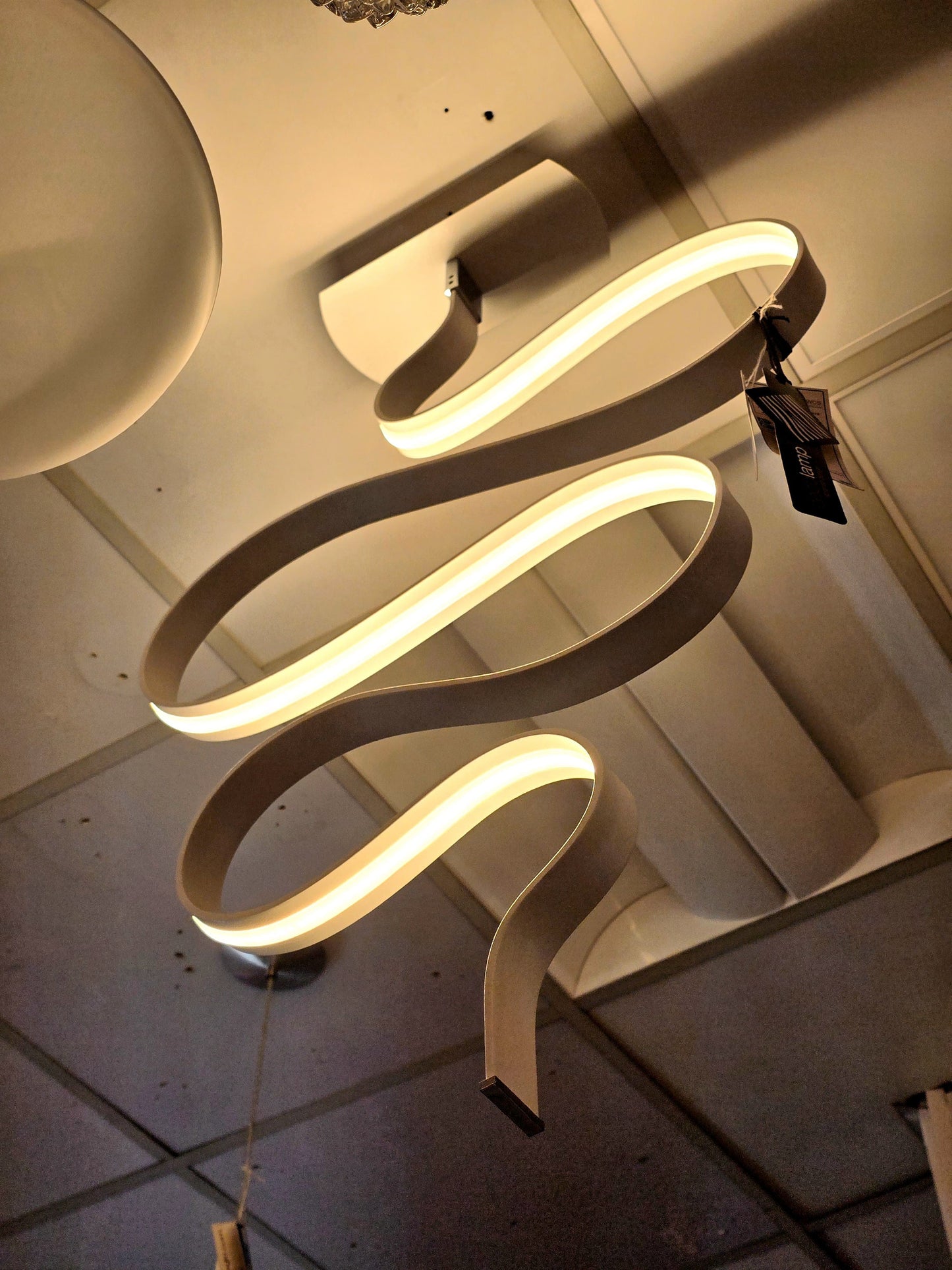 LX/112603 | مصباح سقف LUMAX ديكوري 3K - أبيض + كروم