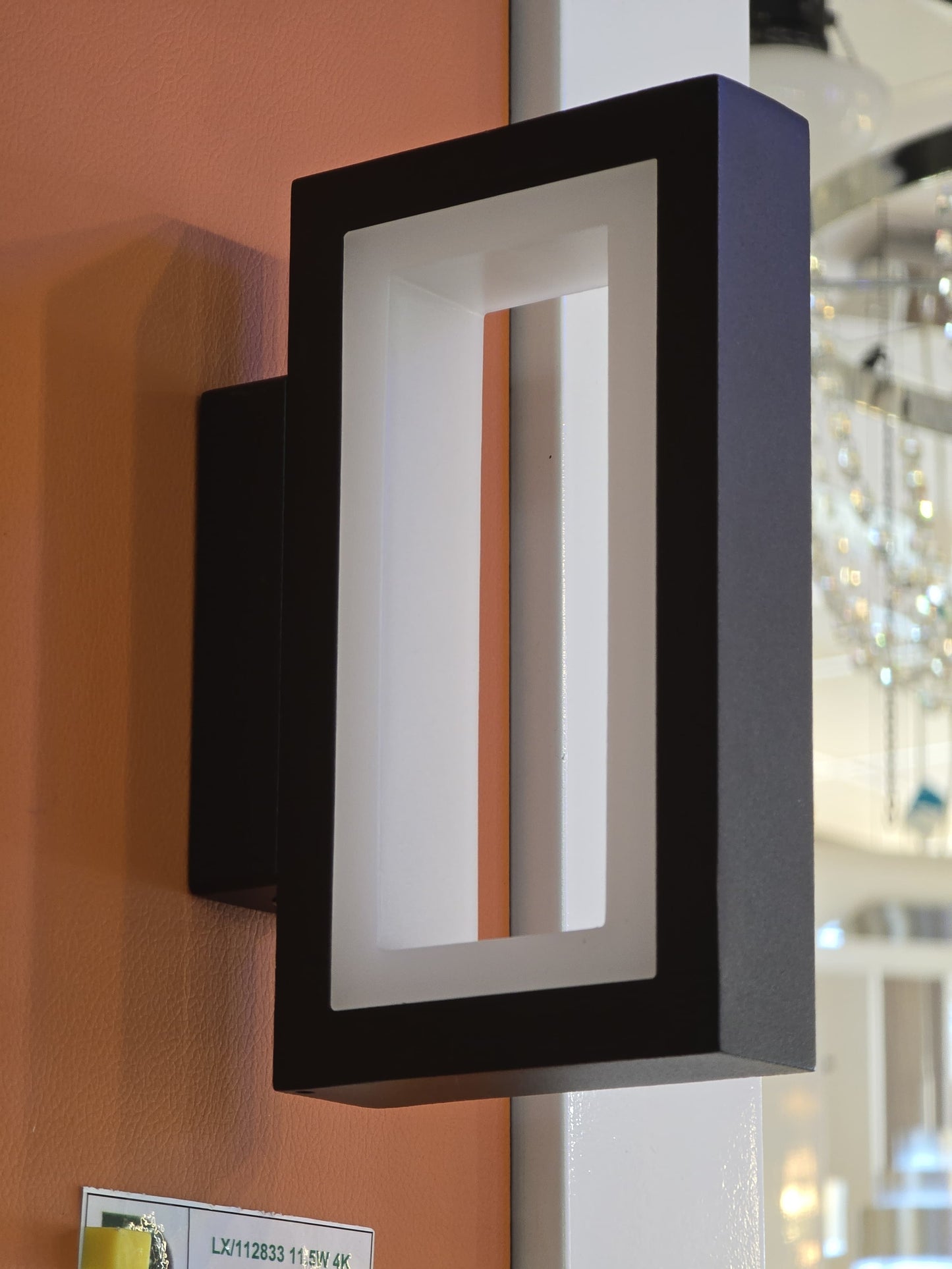 LX/112833 | LUMAX WALL LIGHT IP44 LED 11.5W - 4K MATT BLACK