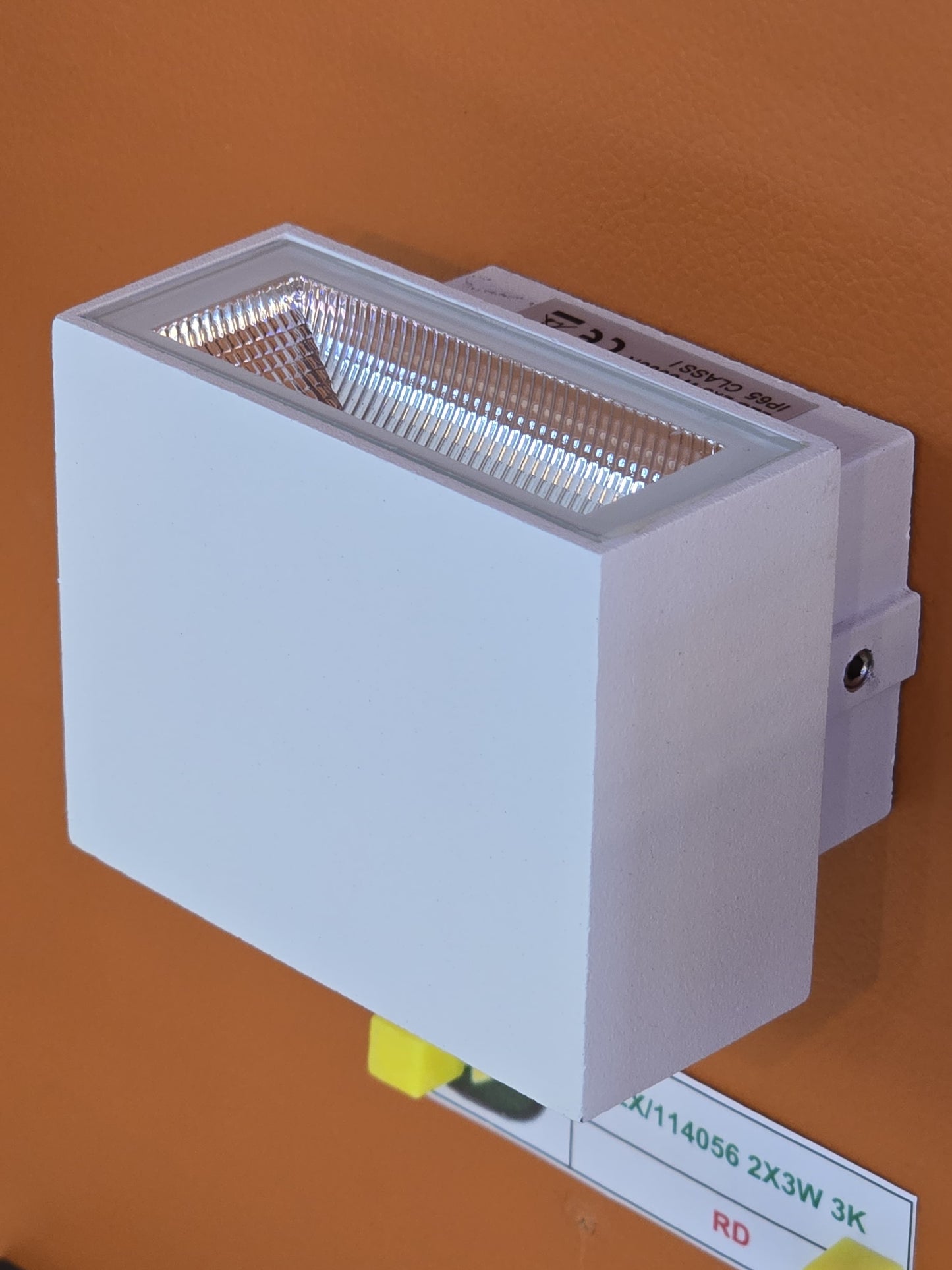 LX/114056 | LUMAX UP & DOWN LIGHT IP65 LED 2*3W - 3K MATT WHITE