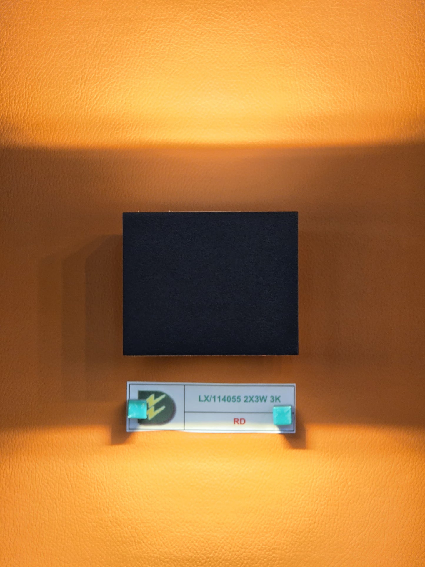 LX/114055 | LUMAX UP & DOWN LIGHT IP65 LED 2*3W - 3K MATT BLACK