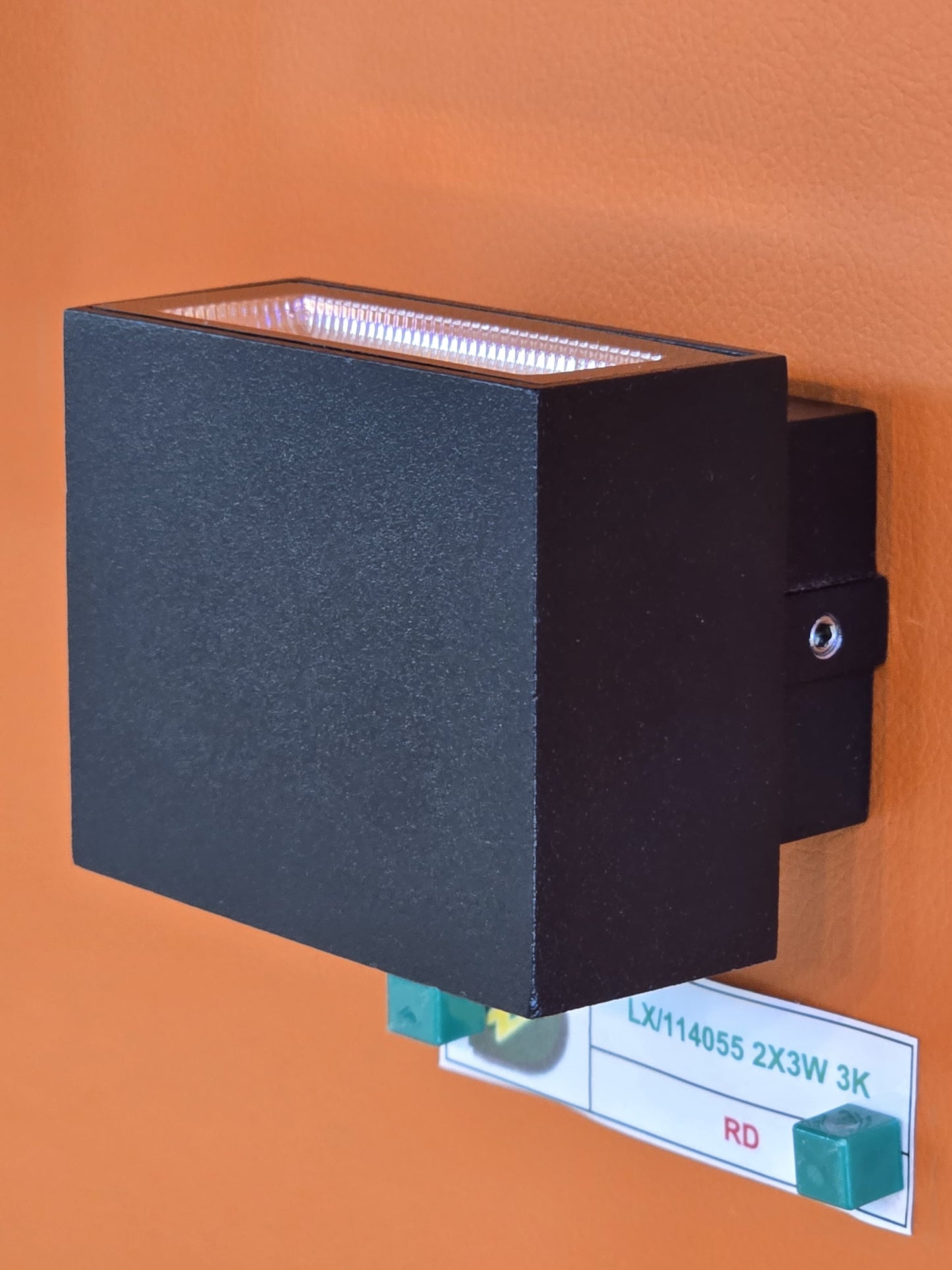 LX/114055 | LUMAX UP & DOWN LIGHT IP65 LED 2*3W - 3K MATT BLACK