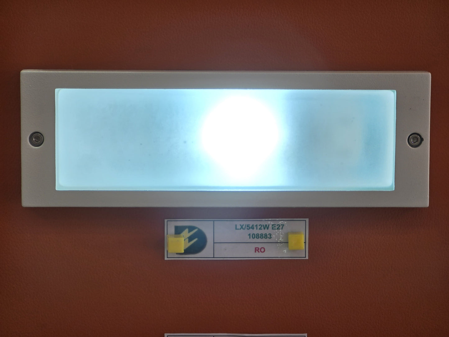 LX/108883 | LUMAX STEP LIGHT E27 - WHITE