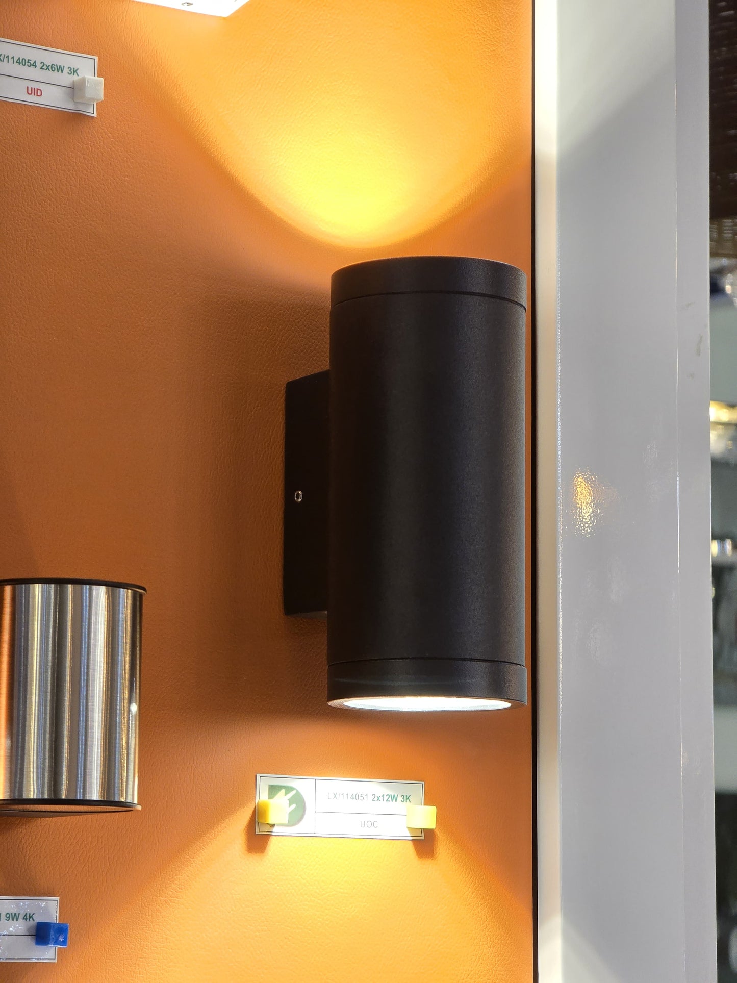 LX/114051 | LUMAX UP & DOWN LIGHT IP65 LED 2*12W - 3K MATT BLACK