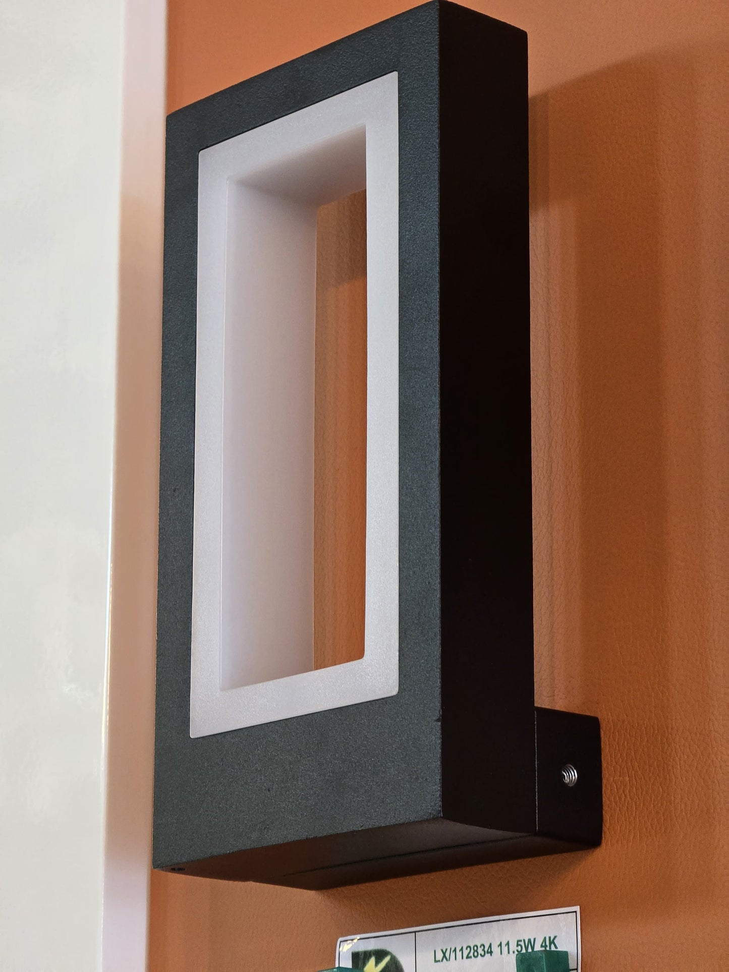 LX/112834 | LUMAX WALL LIGHT IP44 LED 11.5W - 4K MATT BLACK