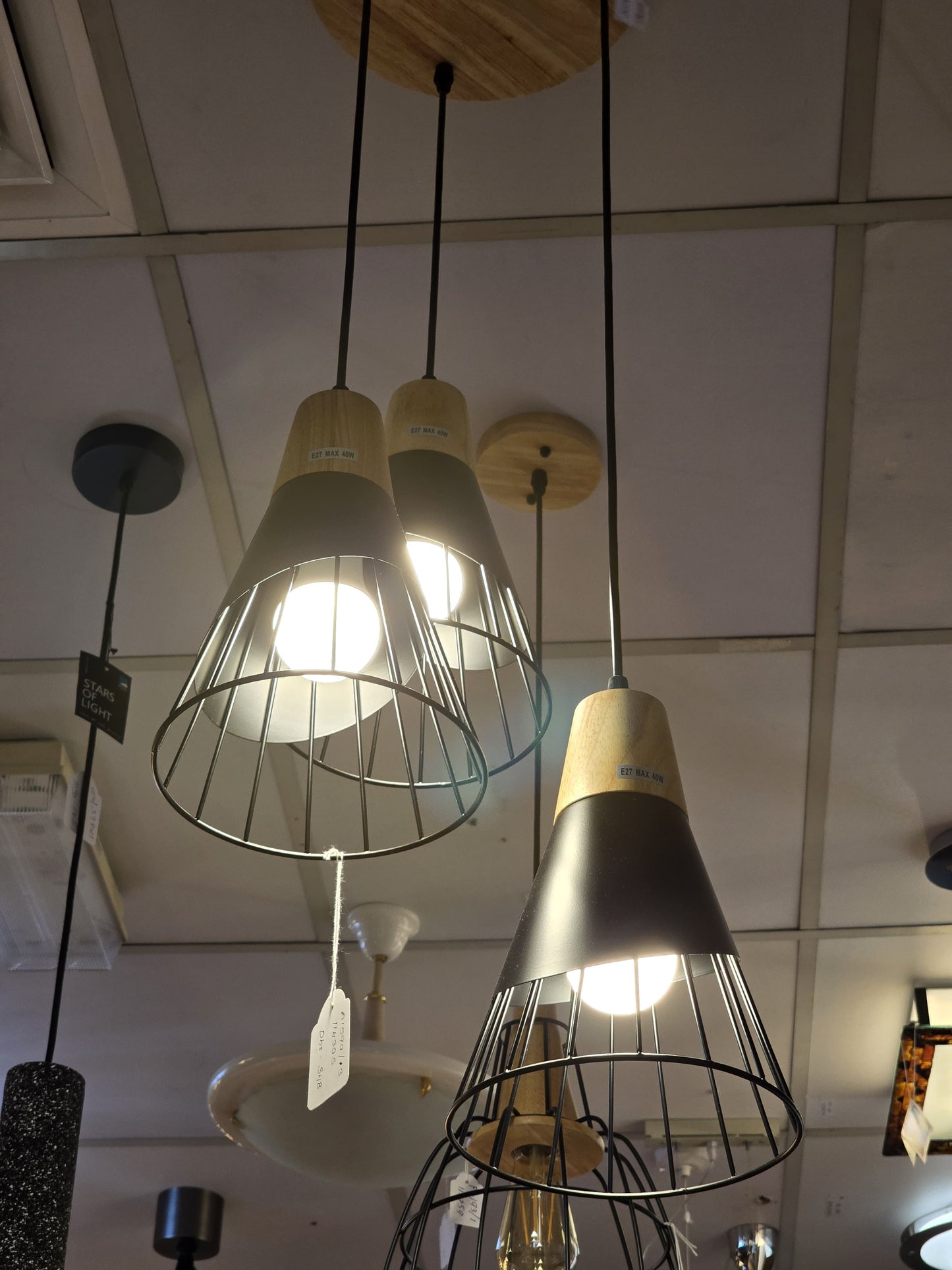 LX/114305 | LUMAX PENDANT LIGHT 3*E27