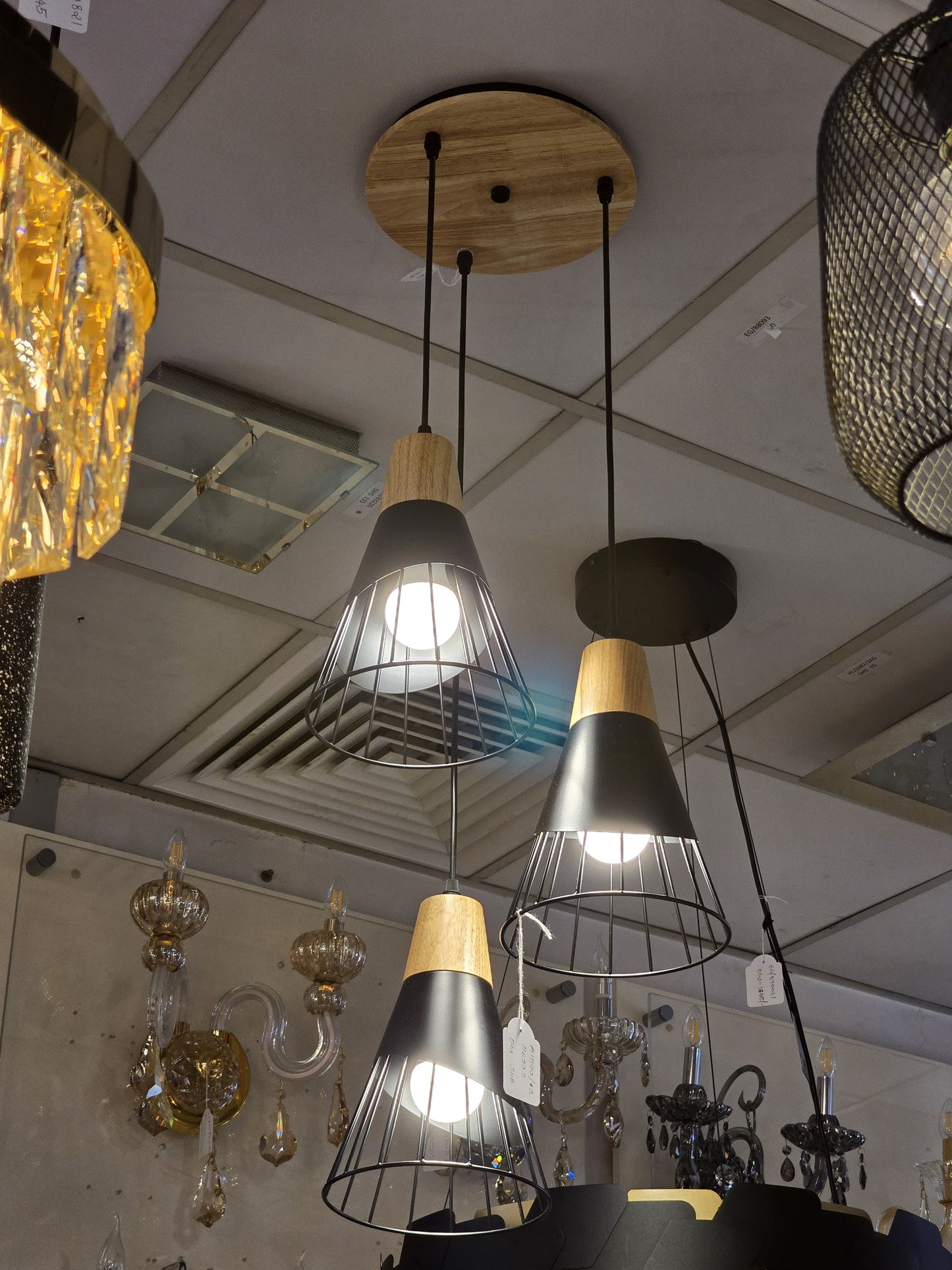 LX/114305 | LUMAX PENDANT LIGHT 3*E27