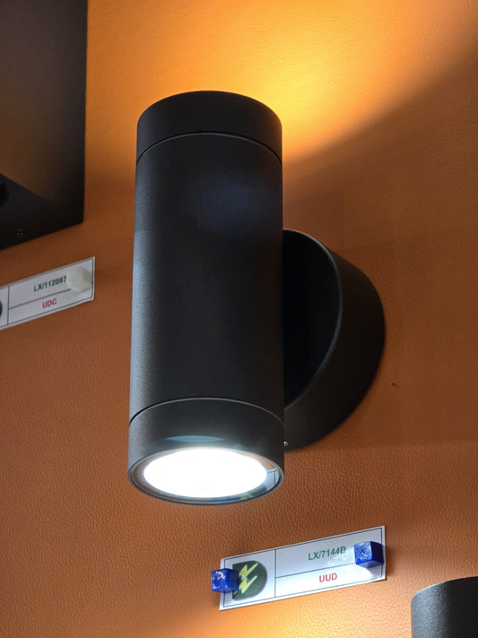 LX/113798 | LUMAX WALL WASHER GU10 2*11W - BLACK