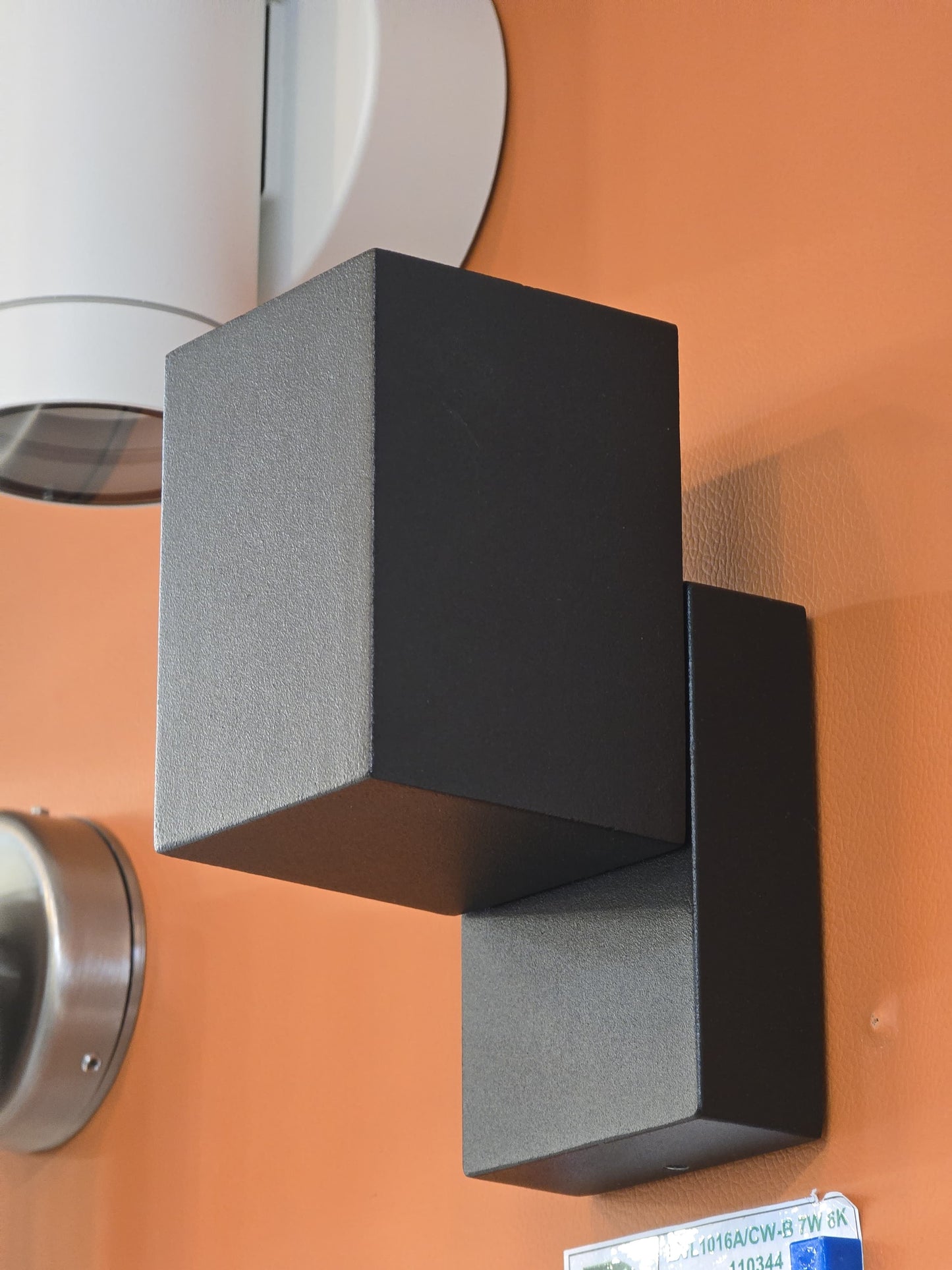 LX/110344 | LUMAX WALL LIGHT 1*7W LED - 6K MATT BLACK