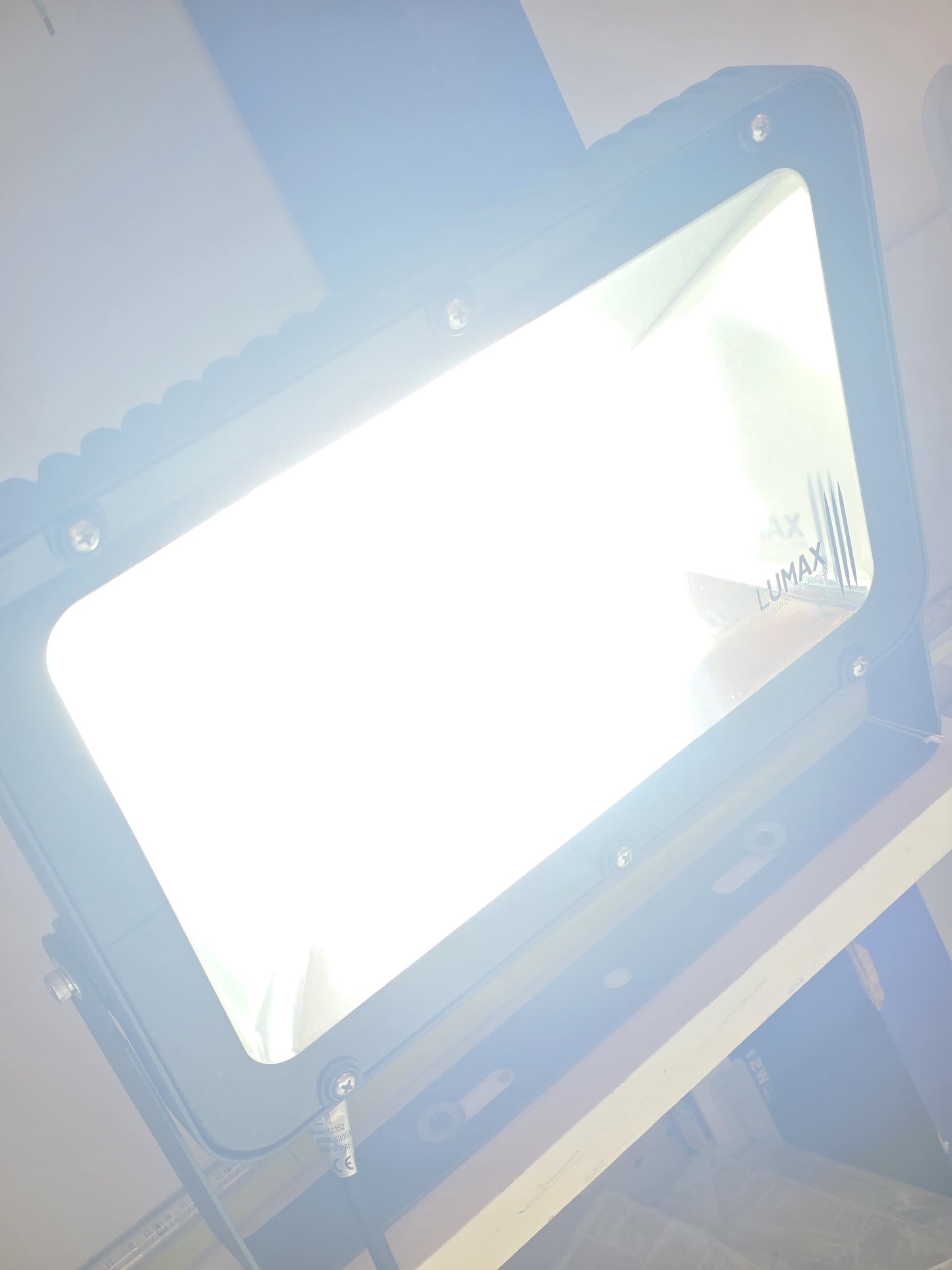 LX/113862 | LUMAX FLOOD LIGHT SMD LED 200W - SAND GREY