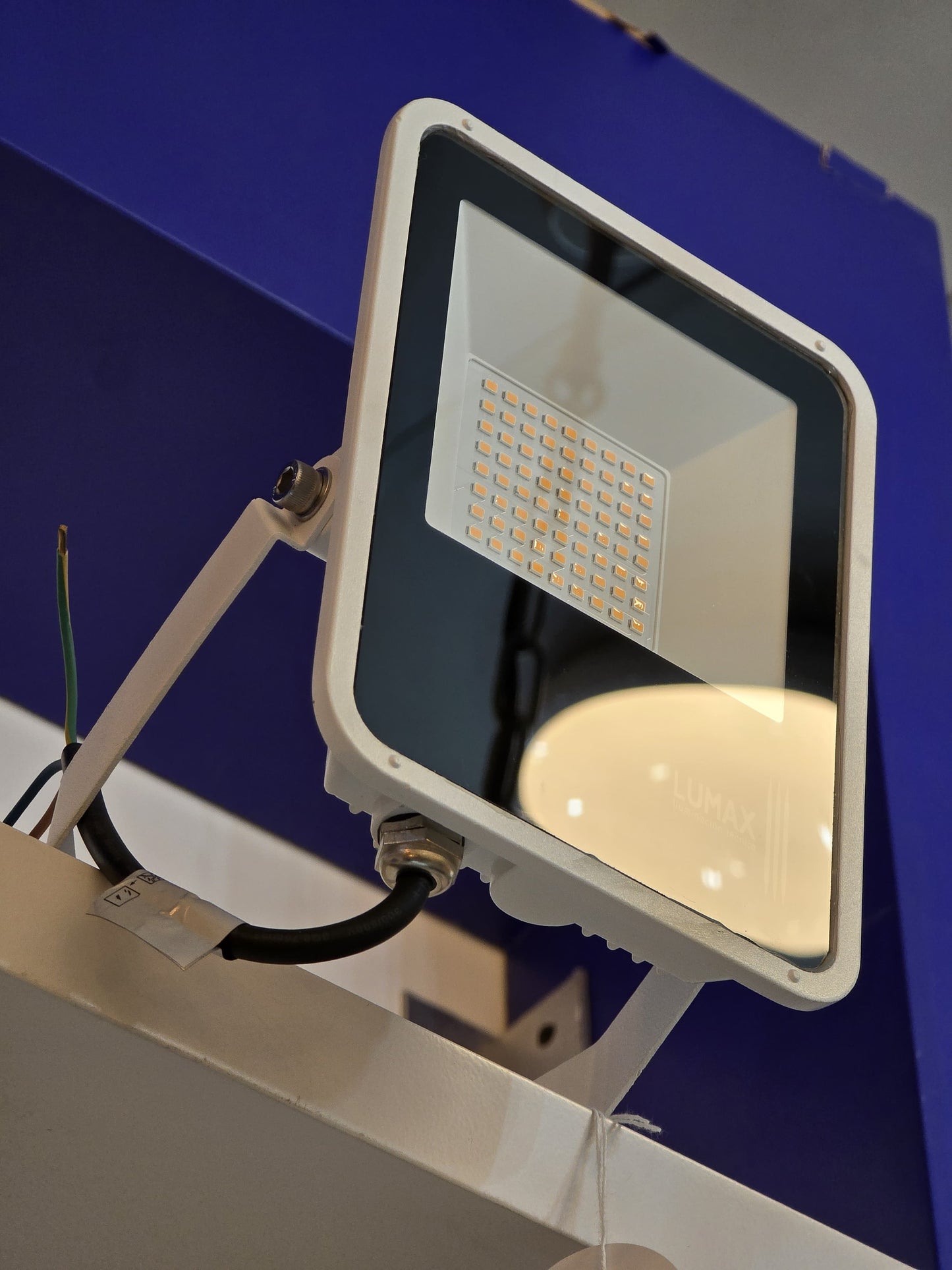 LX/113855 | كشاف لوماكس LED SMD بقدرة 50 واط - أبيض