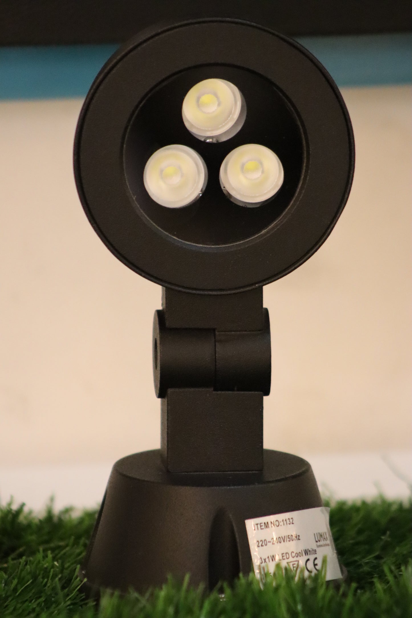 LX/108161 | LUMAX SPIKE LIGHT 3*1W LED 6K - MATT BLACK