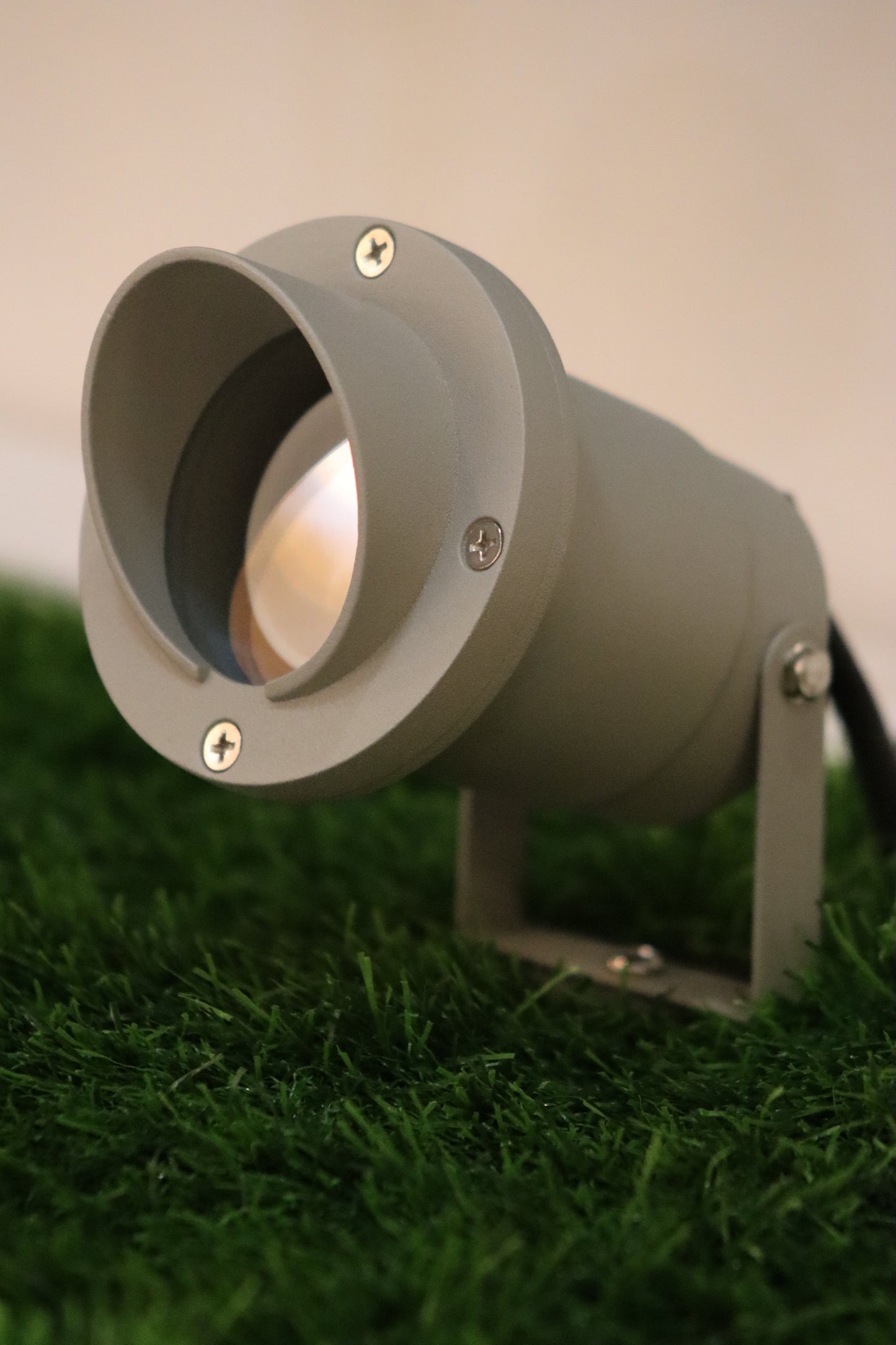 LX/105718 | LUMAX SPIKE LIGHT GU10 - MATT SILVER