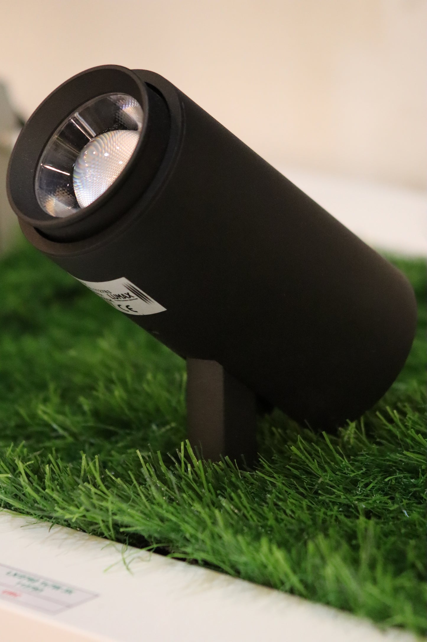 LX/112783 | LUMAX SPIKE LIGHT 7W LED 3K - BLACK