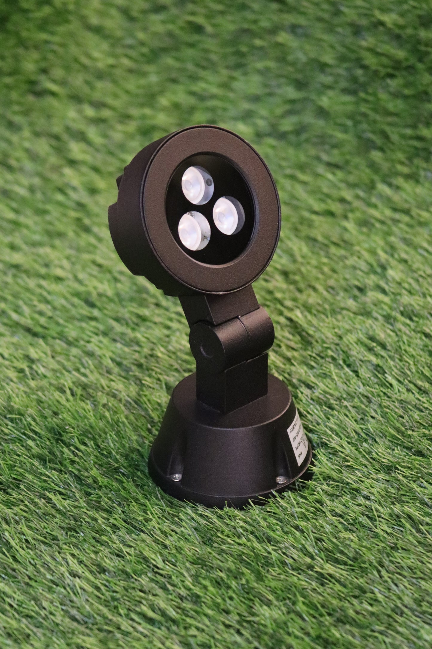 LX/108161 | LUMAX SPIKE LIGHT 3*1W LED 6K - MATT BLACK