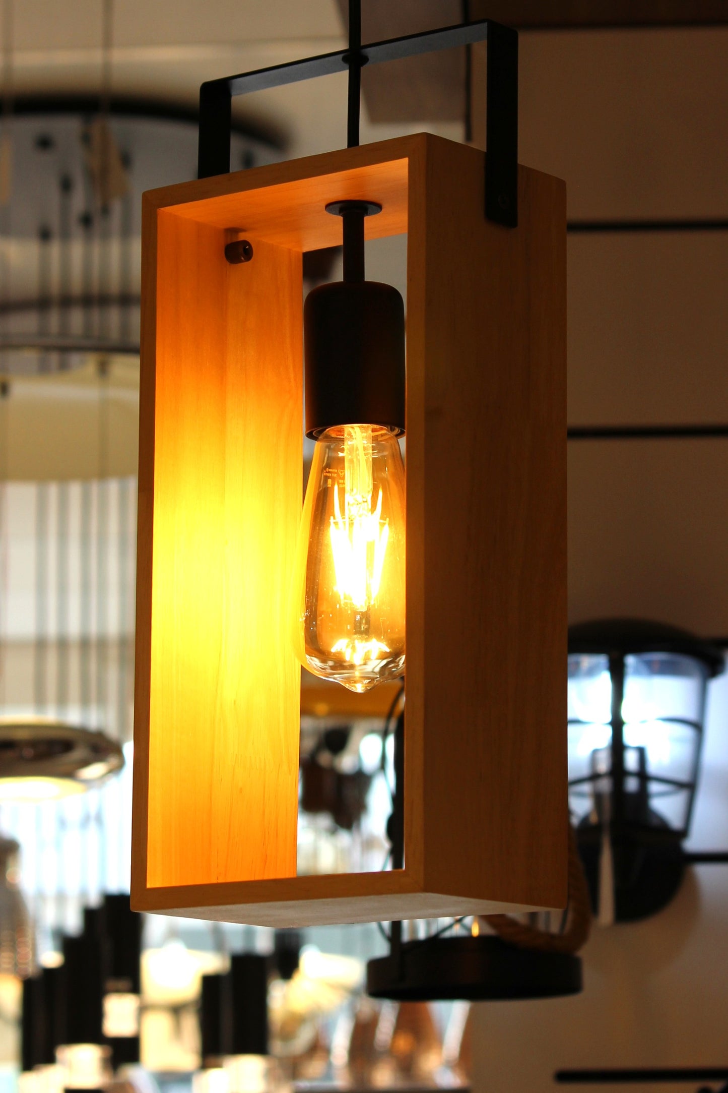 EG/43413 | EGLO FAMBOROUGH PENDANT LIGHT