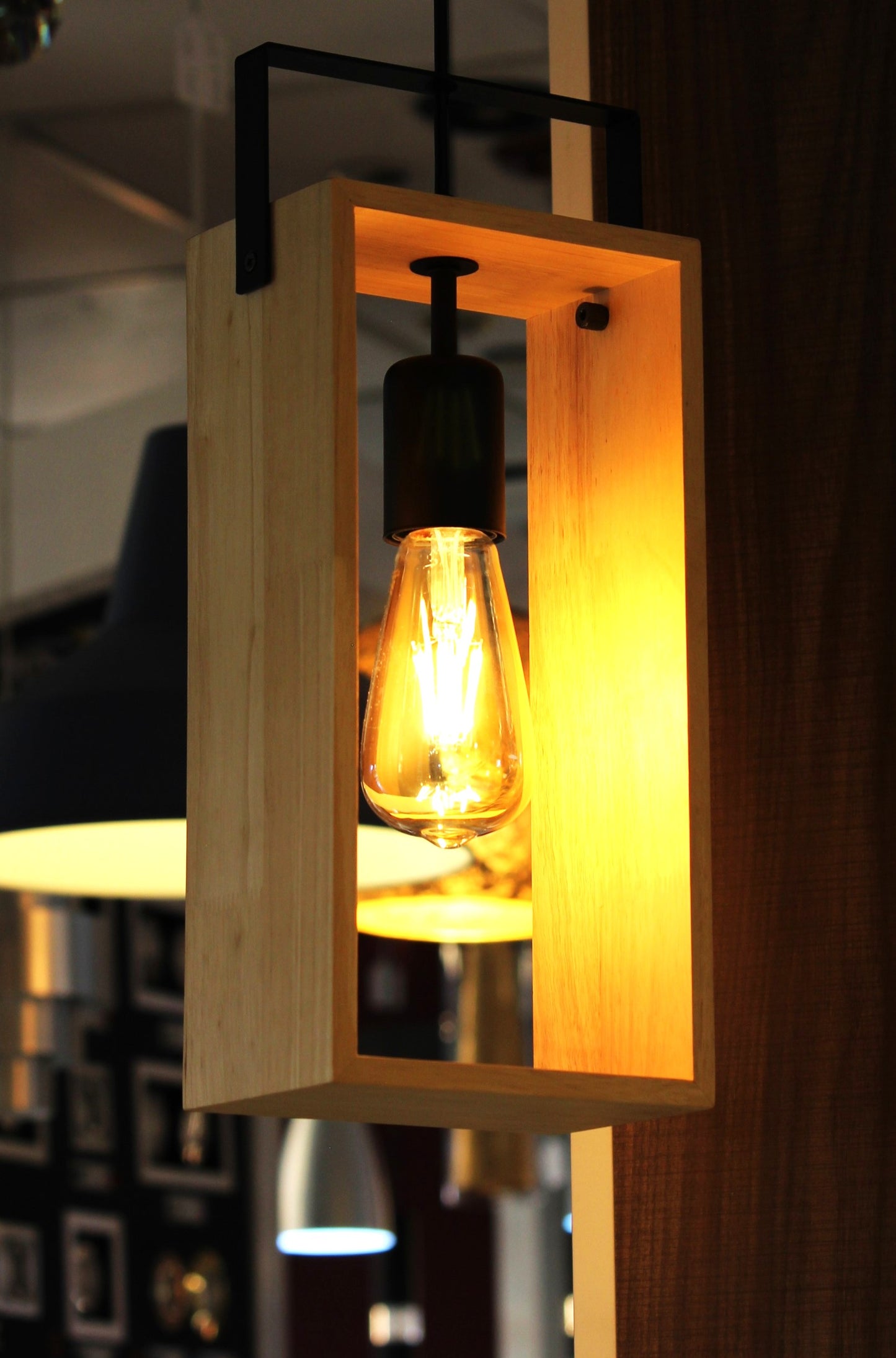 EG/43413 | EGLO FAMBOROUGH PENDANT LIGHT