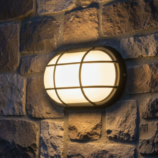 LX/113399 | LUMAX OUTDOOR BULKHEAD LIGHT - MATT BLACK