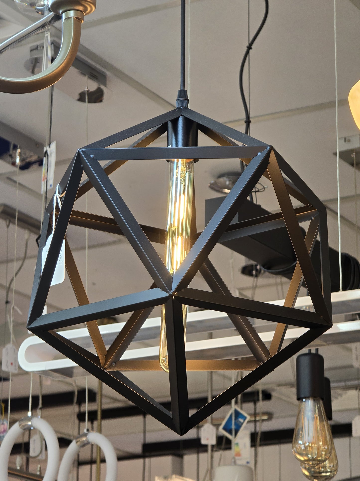 LX/112745 | LUMAX PENDANT LIGHT E27